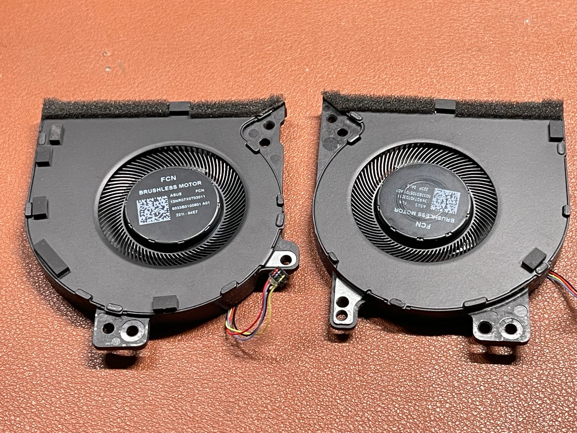 清潔完成的 ASUS ROG Flow Z13 雙風扇正面