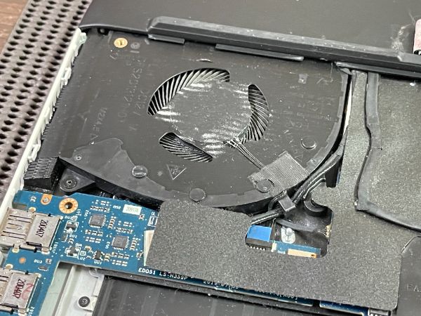 Alienware M15 R2｜深度清潔