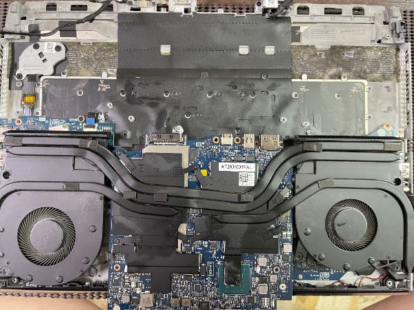 Alienware M15 R2｜深度清潔