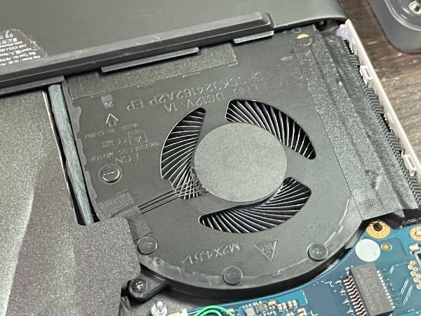 Alienware M15 R2｜深度清潔