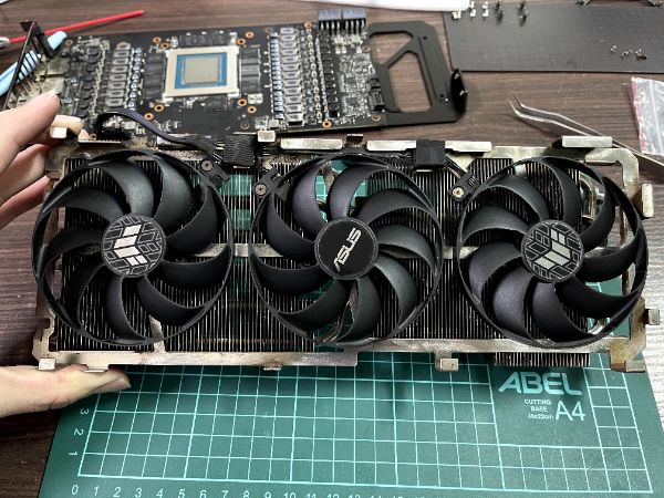 ASUS TUF RTX3080 O10G GAMING｜深度清潔