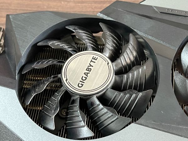GIGABYTE RTX™ 3080 Ti GAMING OC 12G｜深度清潔