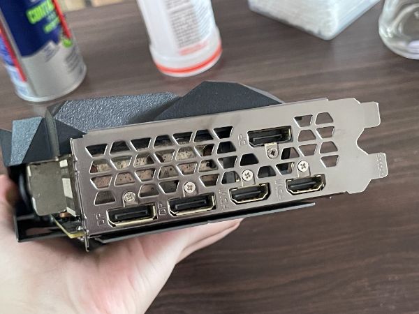 GIGABYTE RTX™ 3080 Ti GAMING OC 12G｜深度清潔
