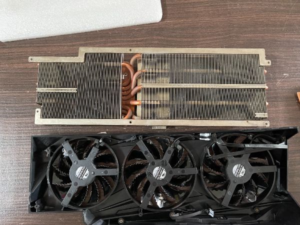 GIGABYTE RTX™ 3080 Ti GAMING OC 12G｜深度清潔