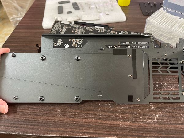 GIGABYTE RTX™ 3080 Ti GAMING OC 12G｜深度清潔