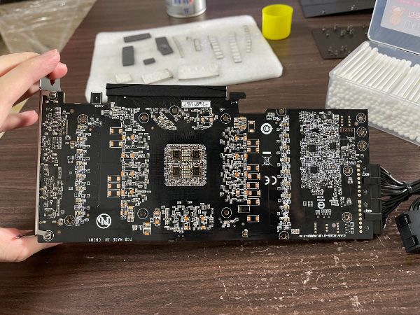 GIGABYTE RTX™ 3080 Ti GAMING OC 12G｜深度清潔