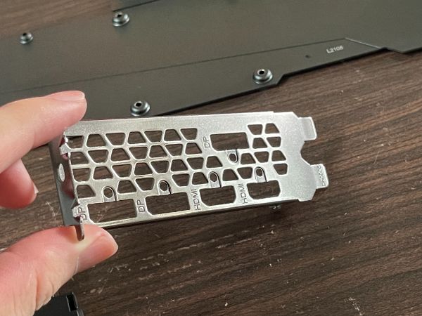 GIGABYTE RTX™ 3080 Ti GAMING OC 12G｜深度清潔