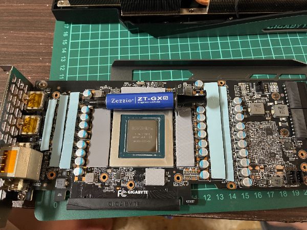 GIGABYTE RTX™ 3080 Ti GAMING OC 12G｜深度清潔