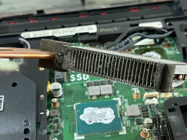 MSI GE70 2PC Apache｜深度清潔