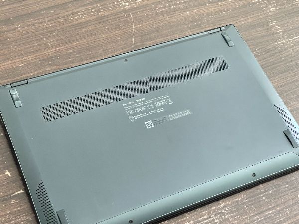 ASUS UM325U｜深度清潔