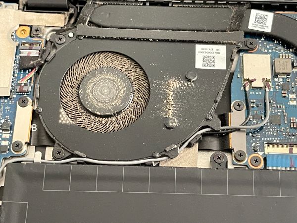 ASUS UM325U｜深度清潔