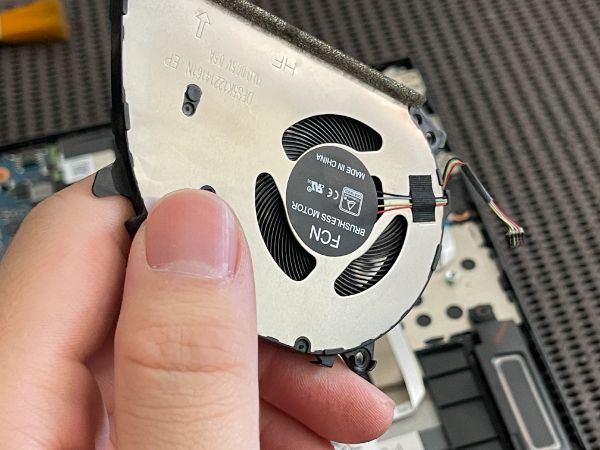 ASUS UM325U｜深度清潔