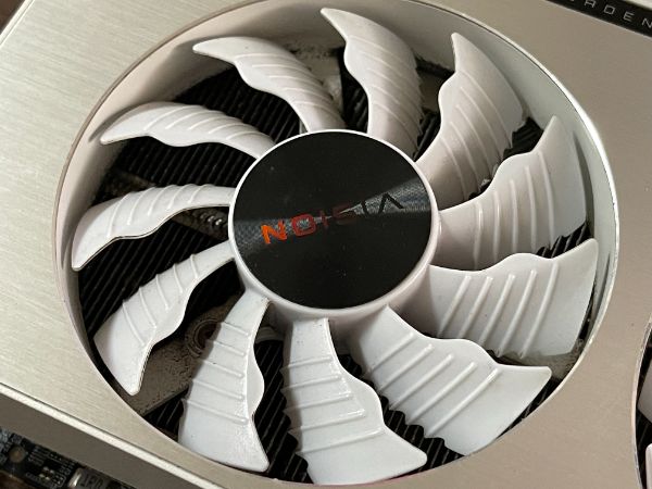 GIGABYTE RTX 3070 Ti VISION OC 8G｜深度清潔
