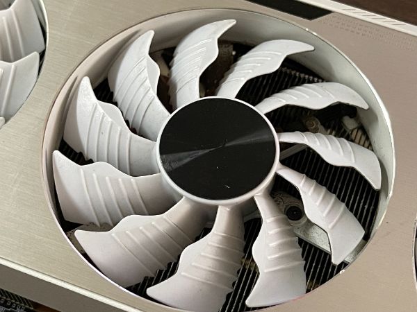 GIGABYTE RTX 3070 Ti VISION OC 8G｜深度清潔