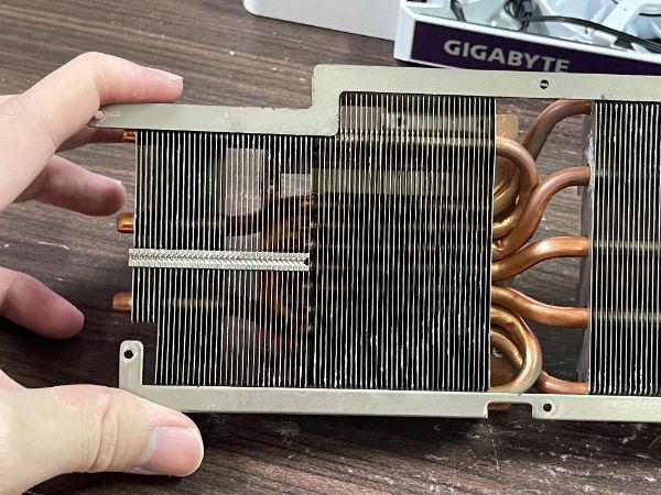 GIGABYTE RTX 3070 Ti VISION OC 8G｜深度清潔