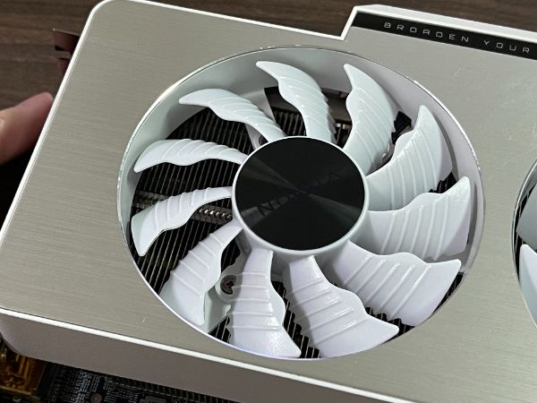 GIGABYTE RTX 3070 Ti VISION OC 8G｜深度清潔