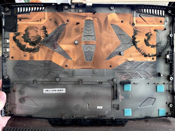 GIGABYTE SabrePro 15｜深度清潔