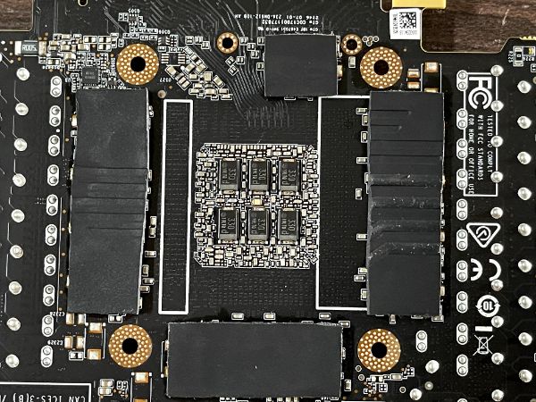 ZOTAC GAMING GeForce RTX 3080 Ti Trinity OC｜深度清潔