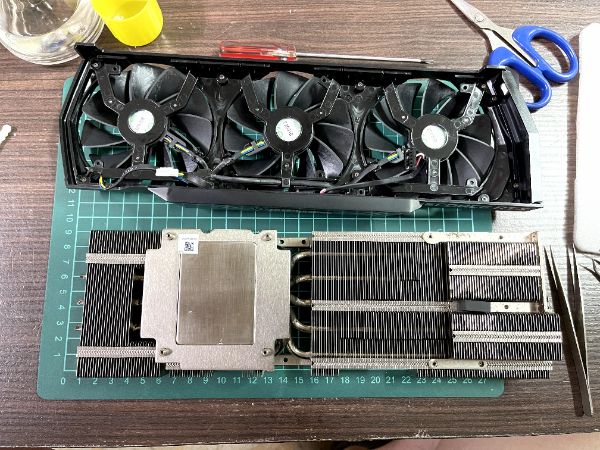 ZOTAC GAMING GeForce RTX 3080 Ti Trinity OC｜深度清潔