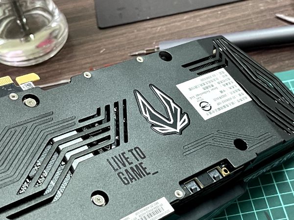 ZOTAC GAMING GeForce RTX 3080 Ti Trinity OC｜深度清潔