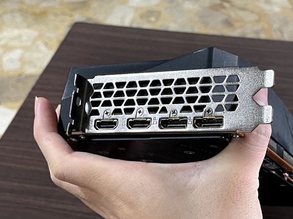 AORUS Radeon RX 6800 XT MASTER 16G｜深度清潔