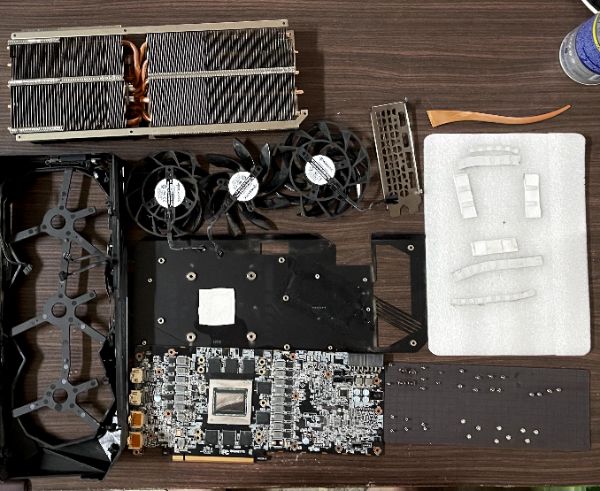 AORUS Radeon RX 6800 XT MASTER 16G｜深度清潔