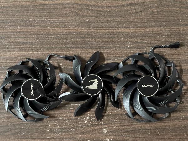 AORUS Radeon RX 6800 XT MASTER 16G｜深度清潔