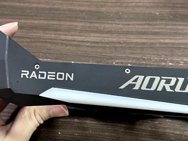 AORUS Radeon RX 6800 XT MASTER 16G｜深度清潔