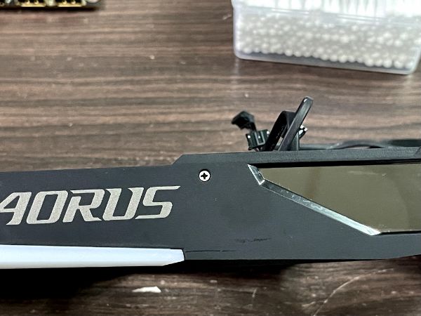 AORUS Radeon RX 6800 XT MASTER 16G｜深度清潔