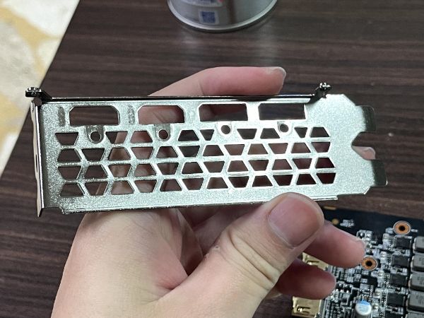 AORUS Radeon RX 6800 XT MASTER 16G｜深度清潔