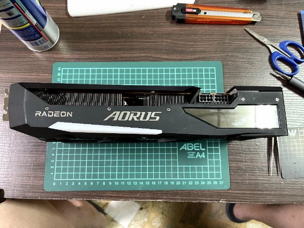 AORUS Radeon RX 6800 XT MASTER 16G｜深度清潔
