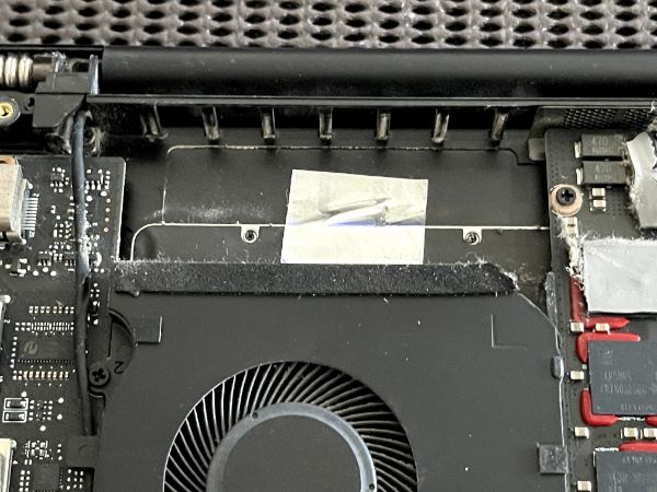 Razer Blade 15｜深度清潔