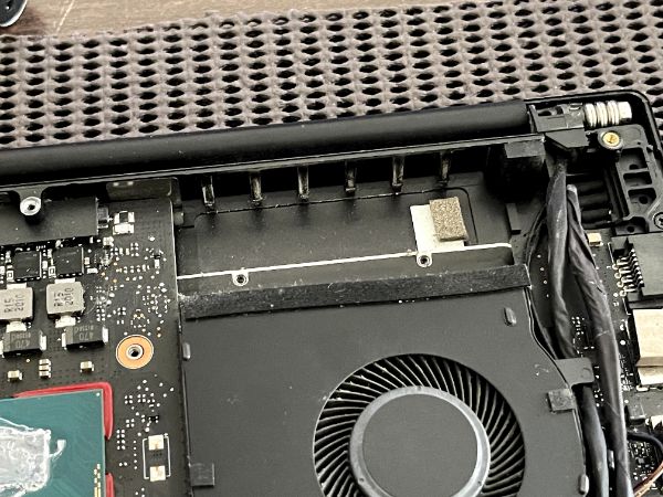 Razer Blade 15｜深度清潔