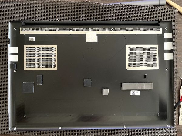 Razer Blade 15｜深度清潔
