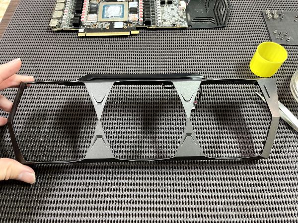 ZOTAC GAMING GeForce RTX 3080 Ti Trinity｜深度清潔