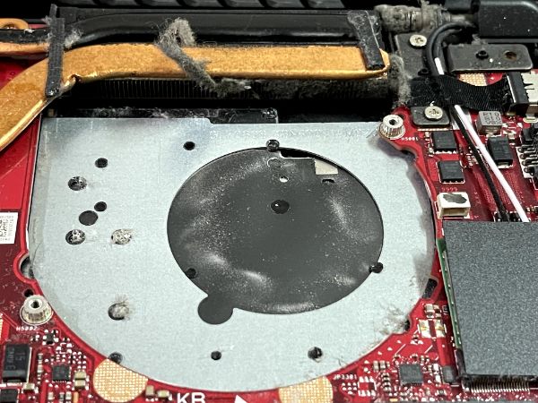 ASUS ROG Strix SCAR Edition GL703GE｜深度清潔