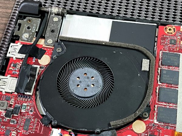 ASUS ROG Strix SCAR Edition GL703GE｜深度清潔