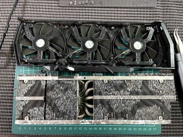 ZOTAC GAMING GeForce RTX 3080 Ti Trinity｜深度清潔