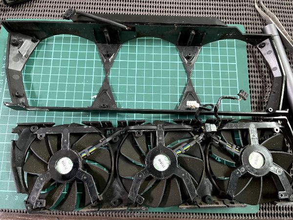 ZOTAC GAMING GeForce RTX 3080 Ti Trinity｜深度清潔