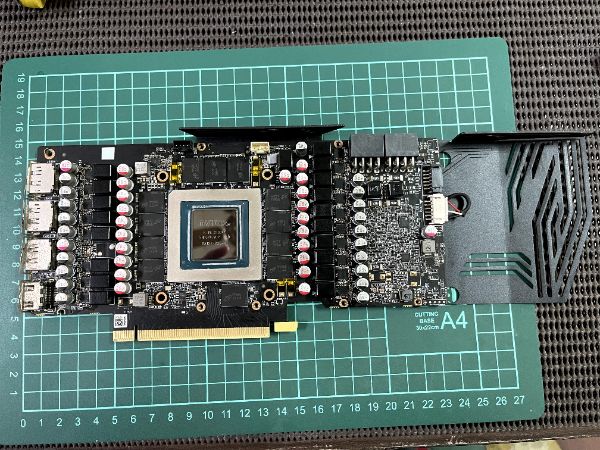 ZOTAC GAMING GeForce RTX 3080 Ti Trinity｜深度清潔