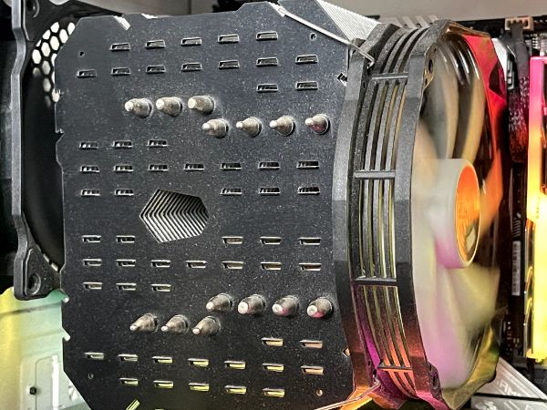 威剛 XPG INVADER 侵略者 白｜深度清潔