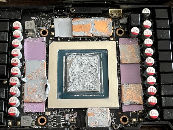 ZOTAC GAMING GeForce RTX 3080 Ti Trinity｜深度清潔