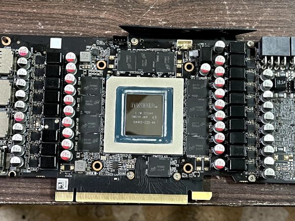 ZOTAC GAMING GeForce RTX 3080 Ti Trinity｜深度清潔