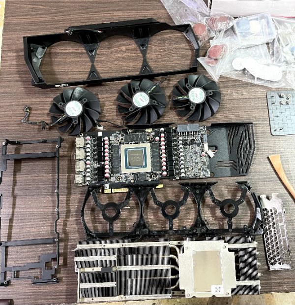 ZOTAC GAMING GeForce RTX 3080 Ti Trinity｜深度清潔