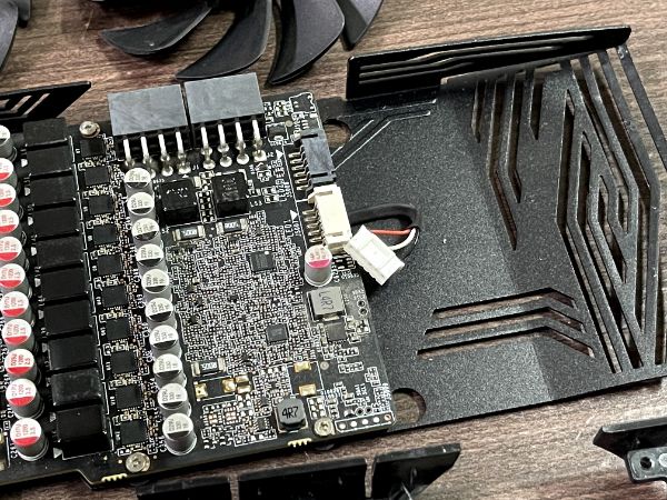 ZOTAC GAMING GeForce RTX 3080 Ti Trinity｜深度清潔