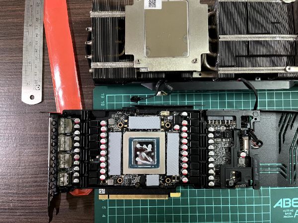 ZOTAC GAMING GeForce RTX 3080 Ti Trinity｜深度清潔