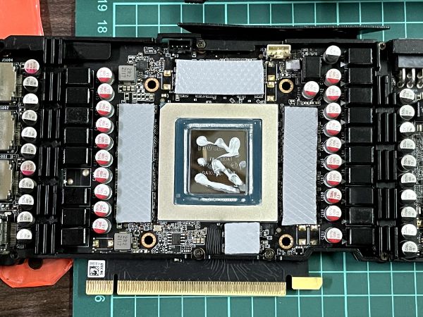 ZOTAC GAMING GeForce RTX 3080 Ti Trinity｜深度清潔