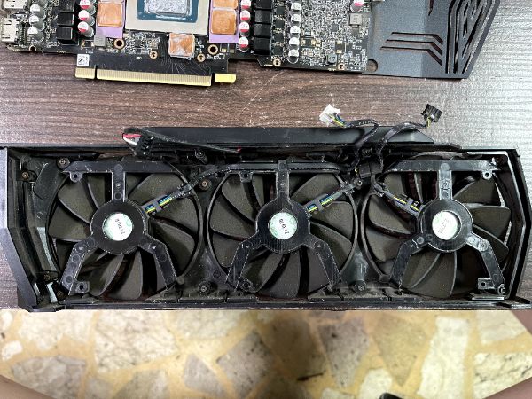 ZOTAC GAMING GeForce RTX 3080 Ti Trinity｜深度清潔