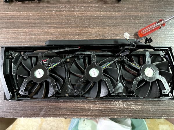 ZOTAC GAMING GeForce RTX 3080 Ti Trinity｜深度清潔