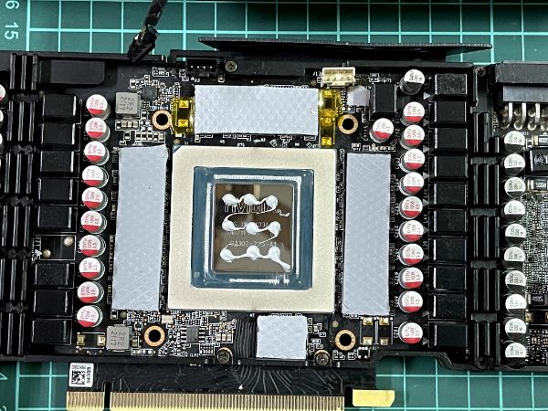 ZOTAC GAMING GeForce RTX 3080 Ti Trinity｜深度清潔